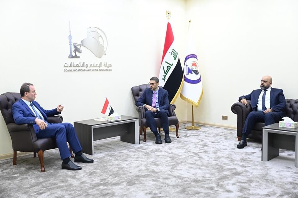 رئيس هيئة الإعلام والاتصالات يبحث تعزيز التعاون الإعلامي مع السفير الروسي في بغداد