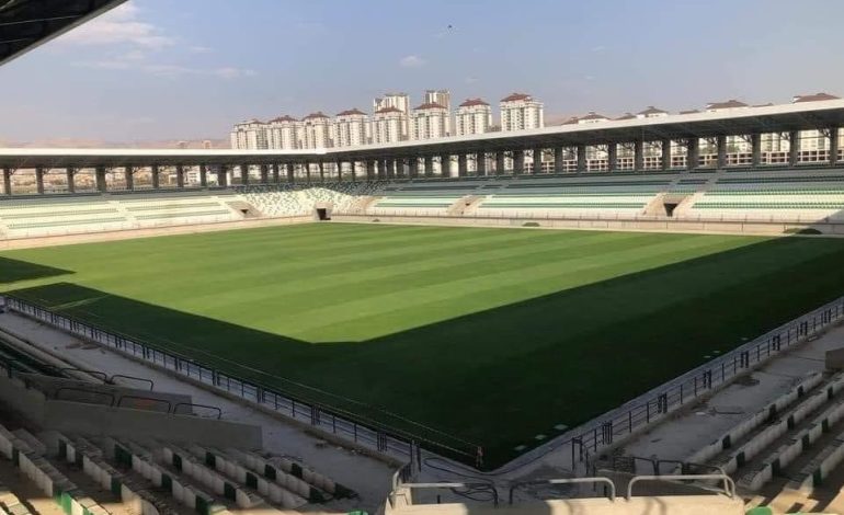 ملعب نوروز الجديد يدخل الخدمة و يستضيف مباراة بدوري نجوم العراق بعد غد السبت بين نوروز والنجف