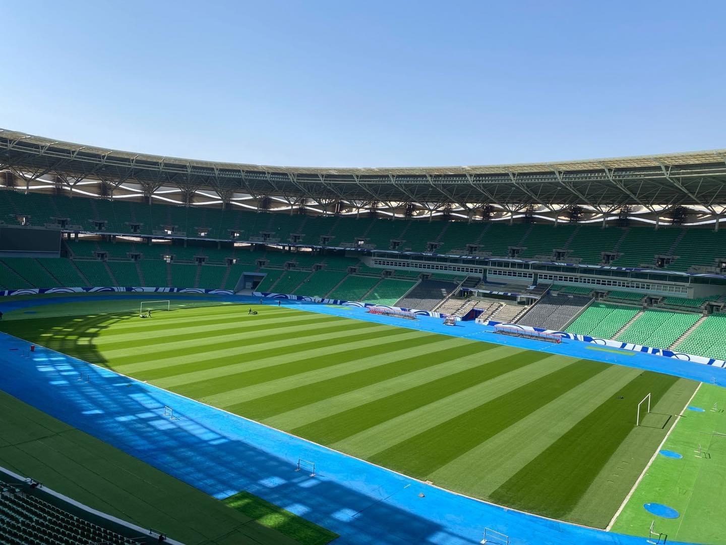 بالصور .. ارضية ملعب البصرة الدولي جاهزة لموقعة منتخبنا الوطني مع شقيقه الأردني