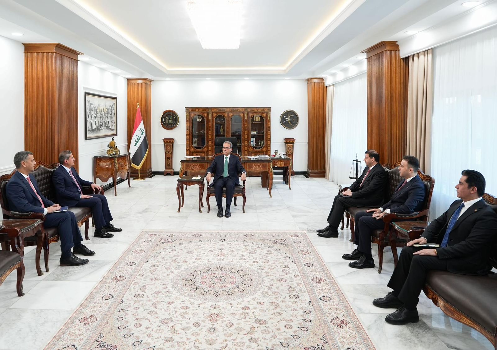 رئيس مجلس القضاء الأعلى يستقبل رئيس هيئة النزاهة ومدير عام مكتب مكافحة غسل الأموال في البنك المركزي