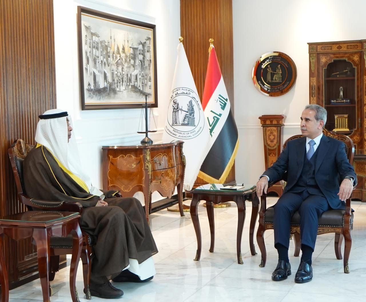 رئيس مجلس القضاء الأعلى يستقبل السفير الكويتي