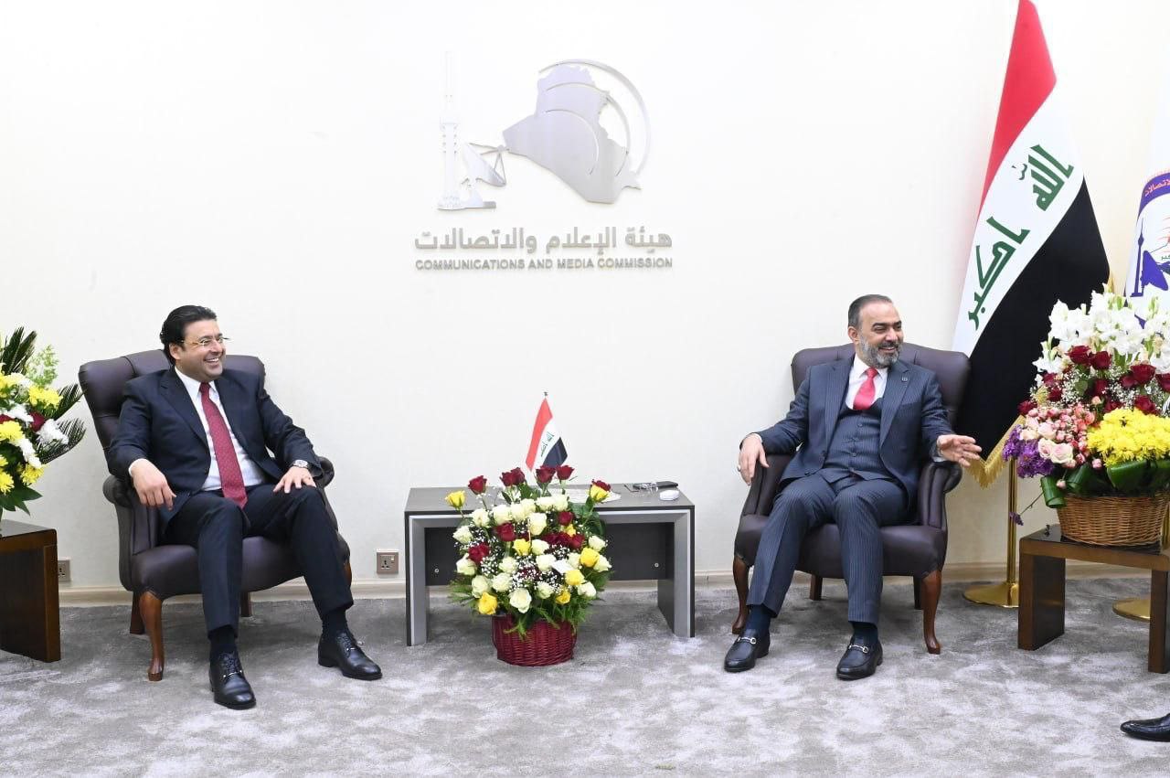 رئيس هيأة الإعلام د.نوفل أبورغيف يبحث مع النائب أكرم العساف التكامل المؤسسي بين التشريع والتنفيذ لتطوير قطاعي الاعلام والاتصالات. 