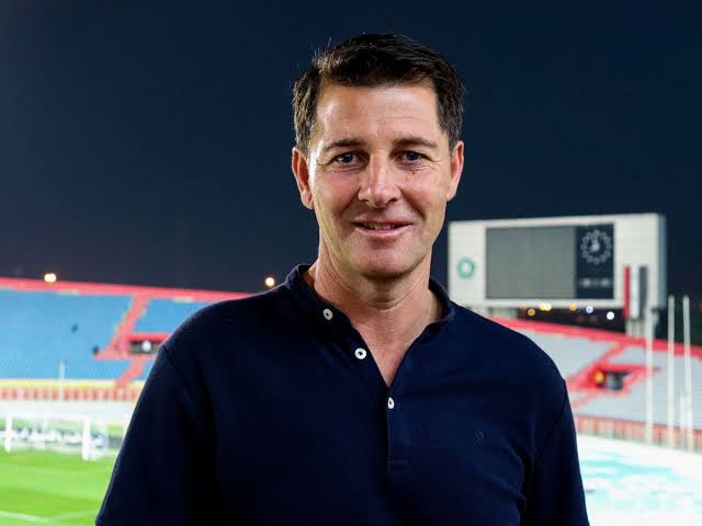 رسميا : فسخ عقد كاساس من تدريب المنتخب العراقي